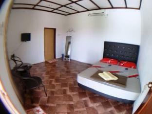 Izz Room Motel Langkawi Esterno foto